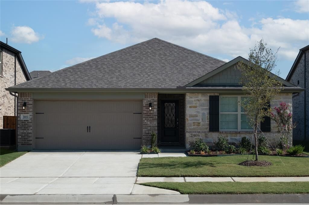 Property Photo: 2015 Partridge Road TX 75407