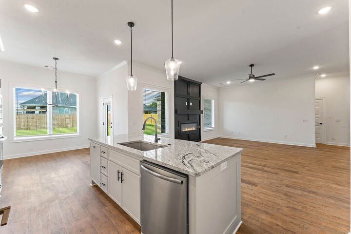 Property Photo:  1908 Ferguson Street  AR 72751 