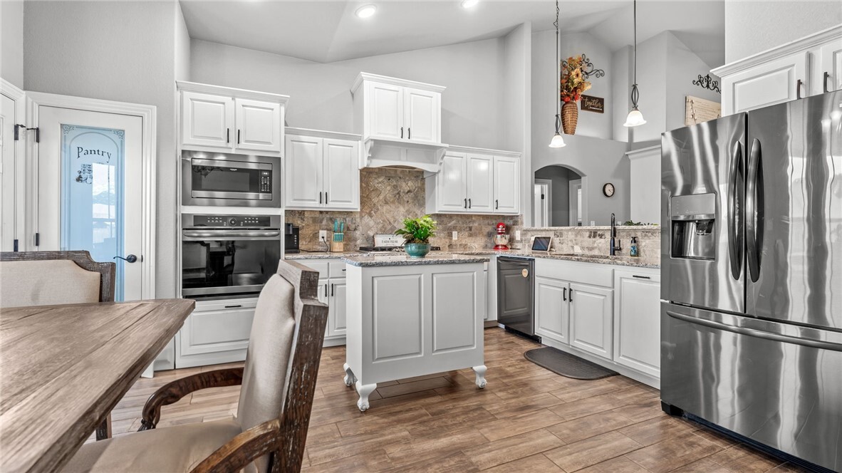 Property Photo: 1705 Tull Drive AR 72751
