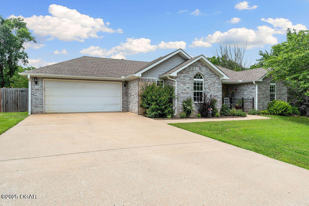 Property Photo: 5 Millsap Circle AR 72715