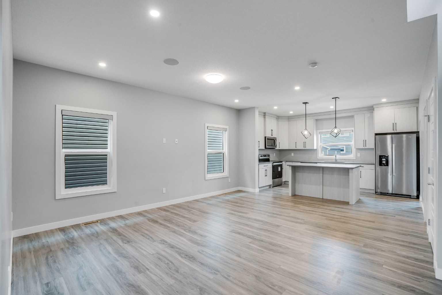 Property Photo:  62 Midtown Crossing SW  AB T4B 5H1 