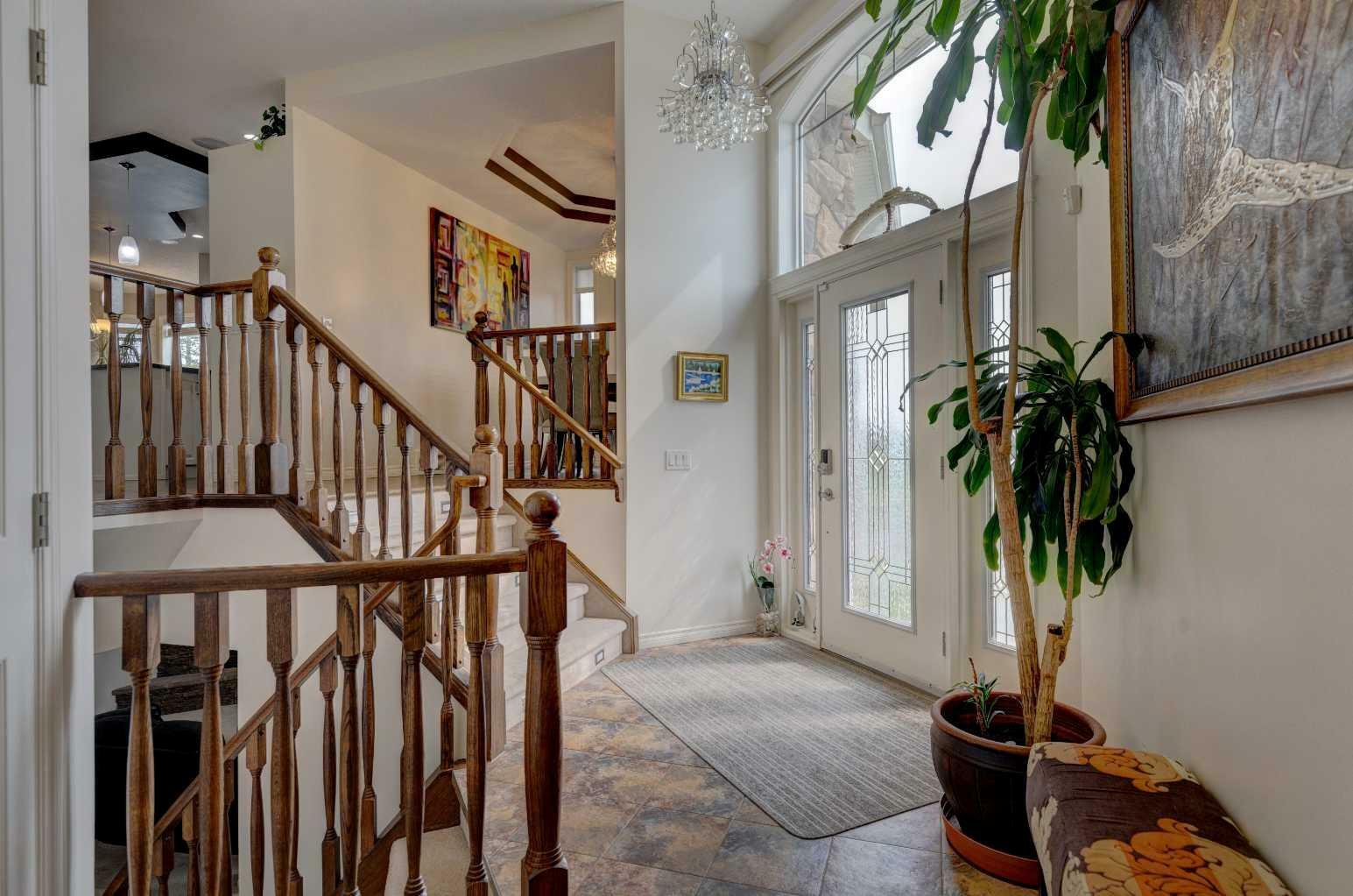 Property Photo: 2 Cranridge Heights SE AB T3M 0E7