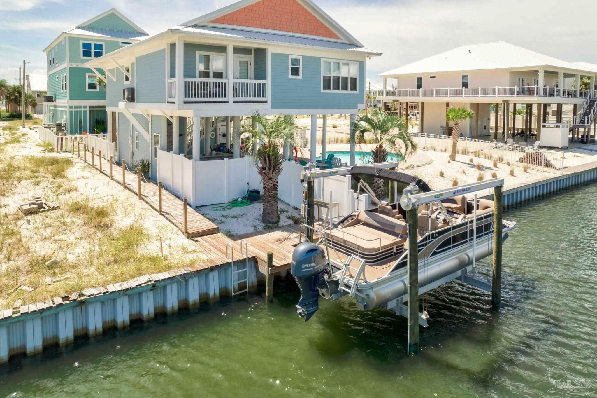 Property Photo: 7376 Gulf Blvd FL 32566