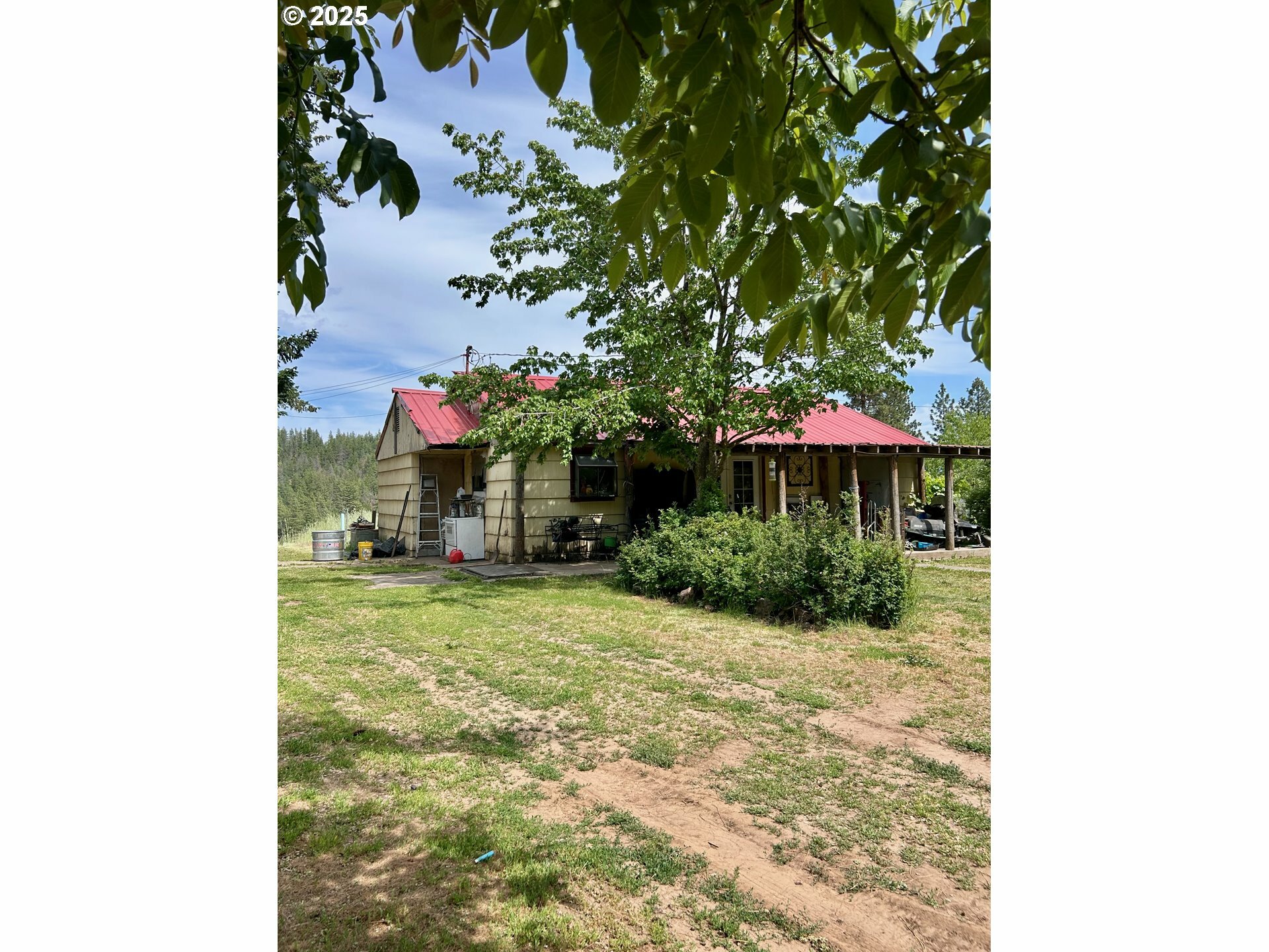 Property Photo: 498 Turkey Ranch Rd WA 98620
