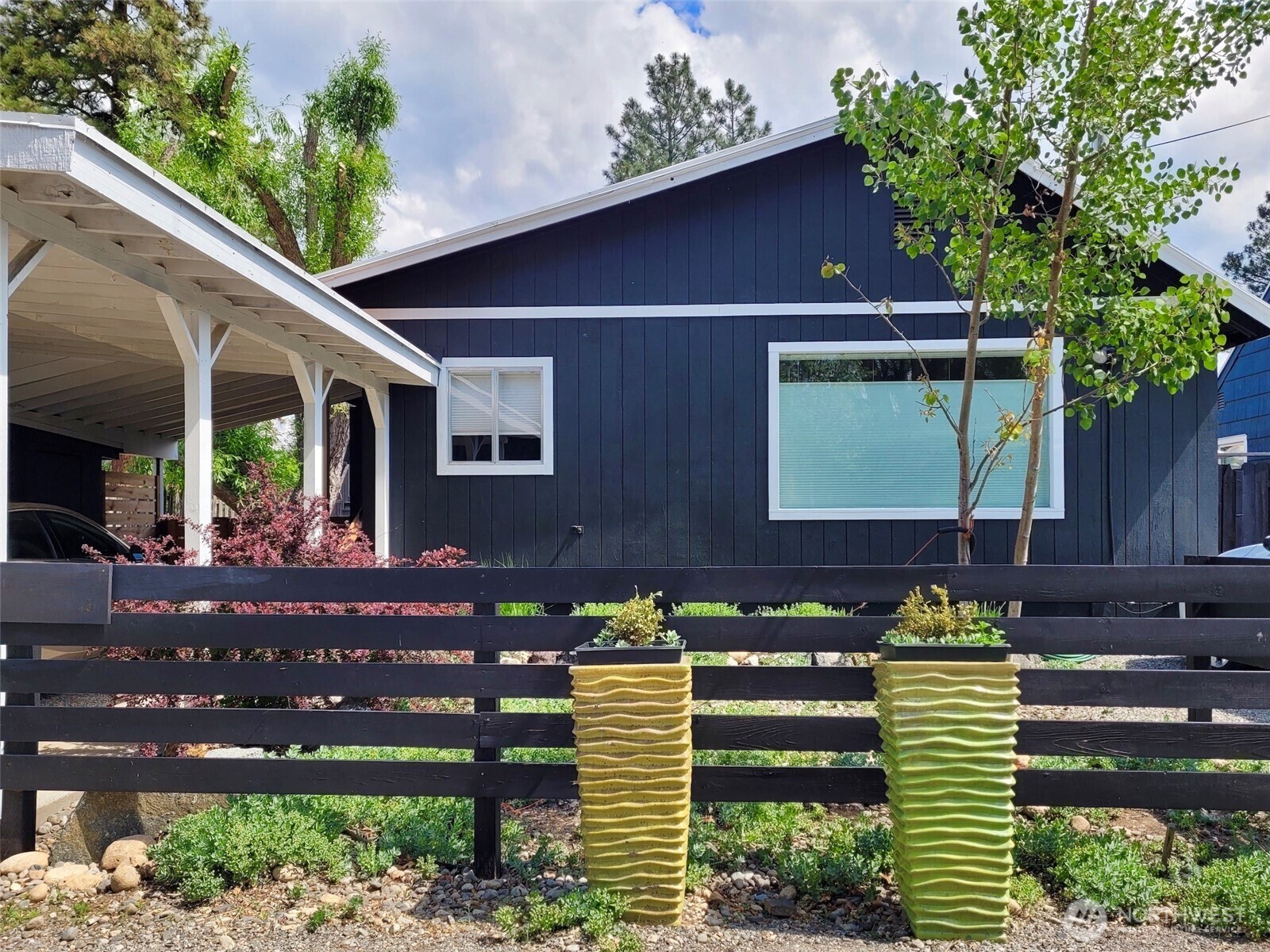 238  Castle Avenue  Winthrop WA 98862 photo