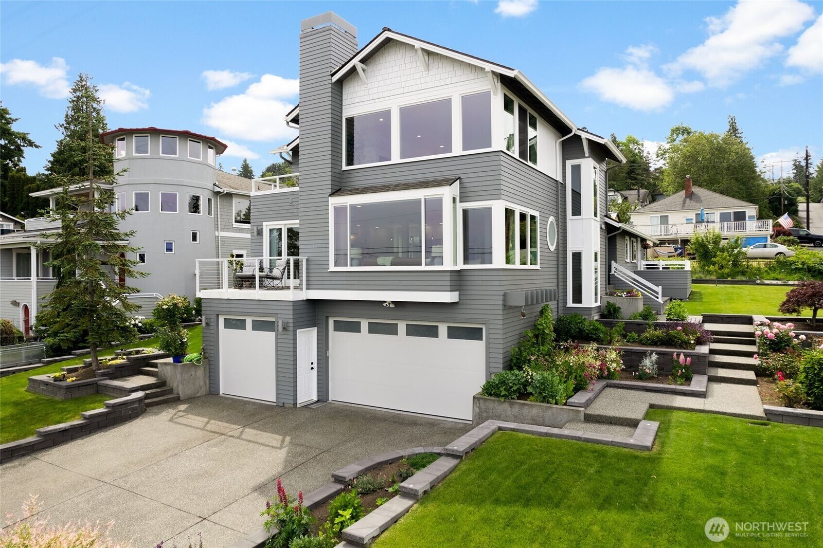 Property Photo:  408  Church Avenue  WA 98275 