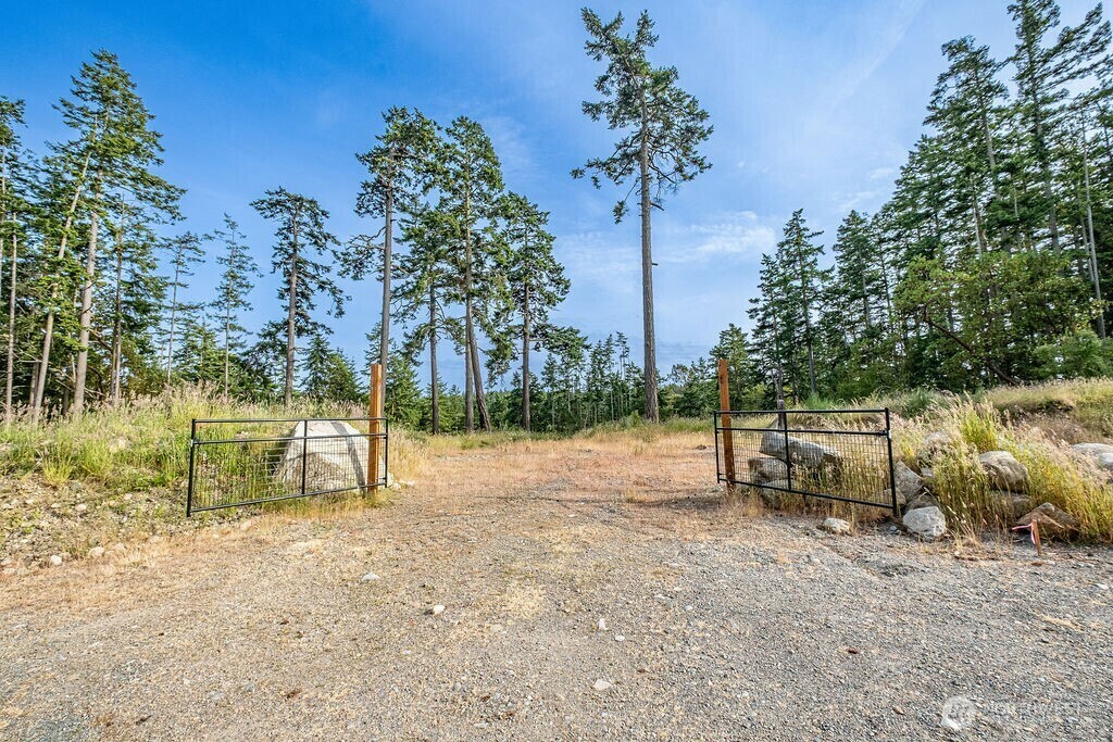 Property Photo: 2463 Libbey Road WA 98239