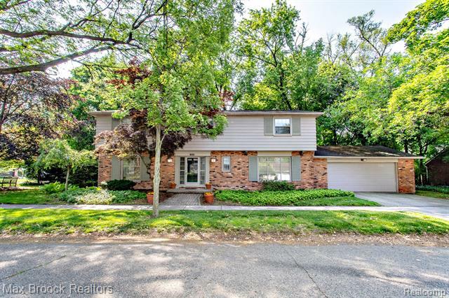 8019 Concord Road  Huntington Woods MI 48070 photo