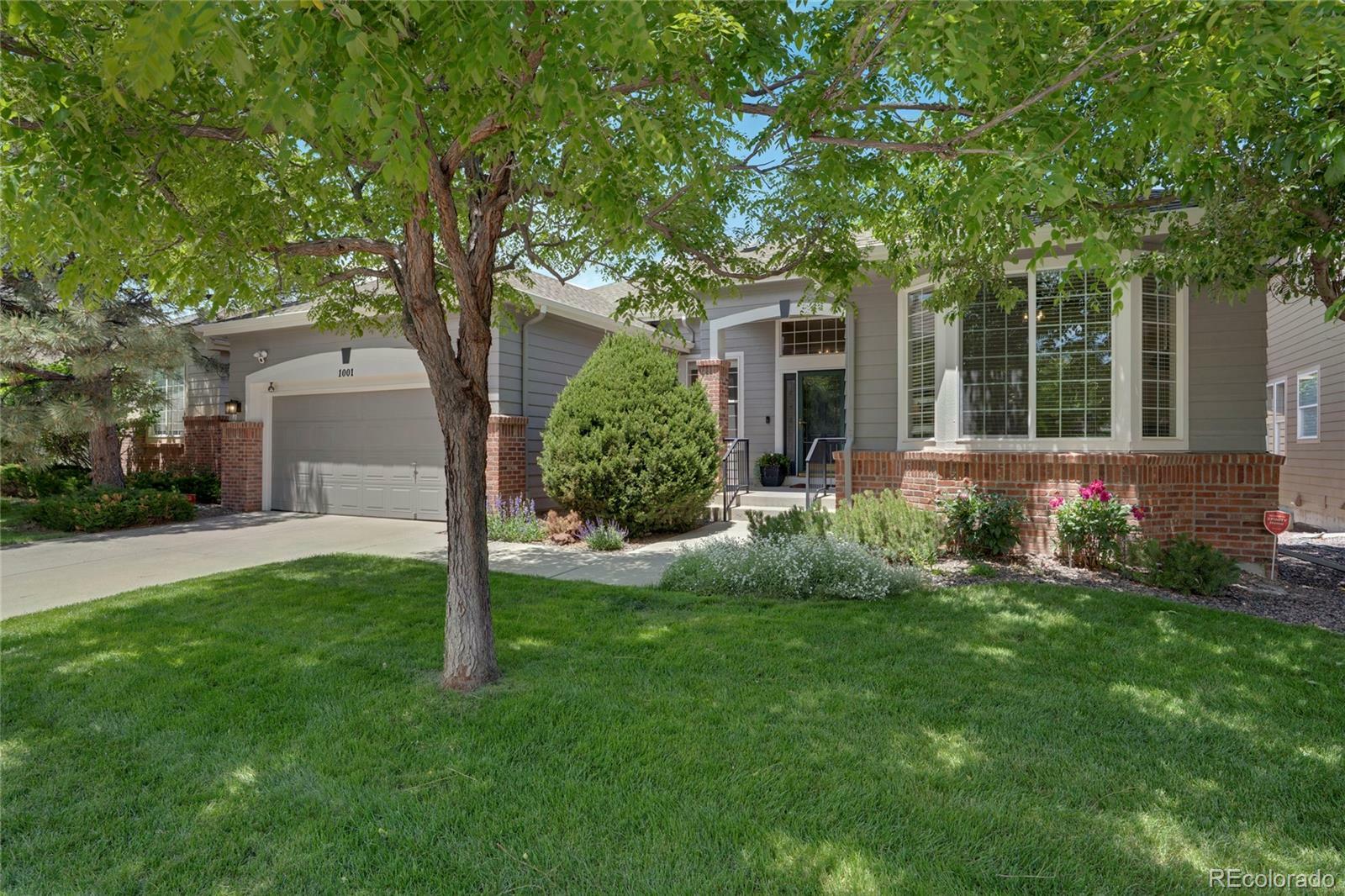 Property Photo: 1001 Deer Clover Way CO 80108