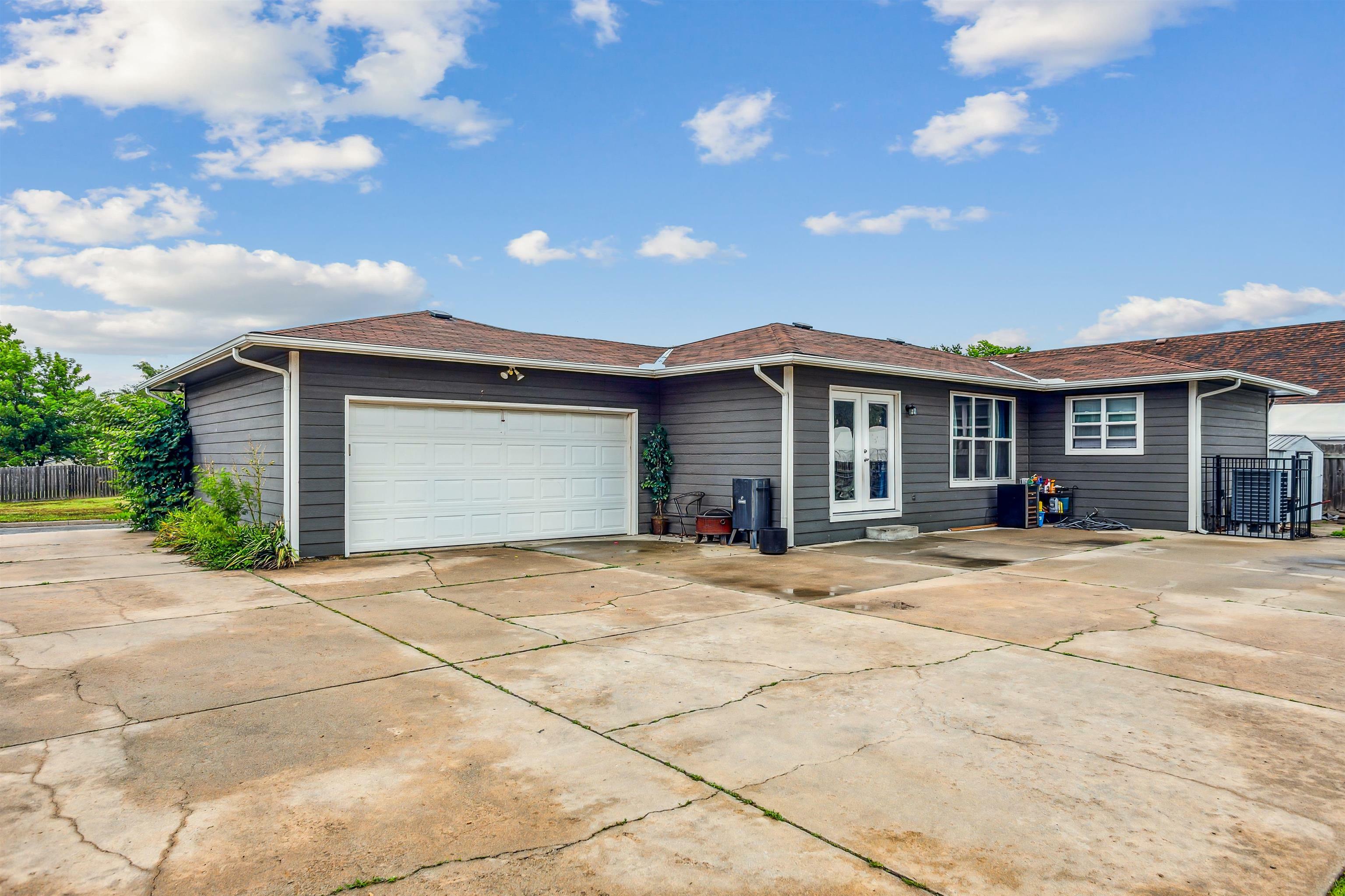 Property Photo: 4801 E Looman KS 67220