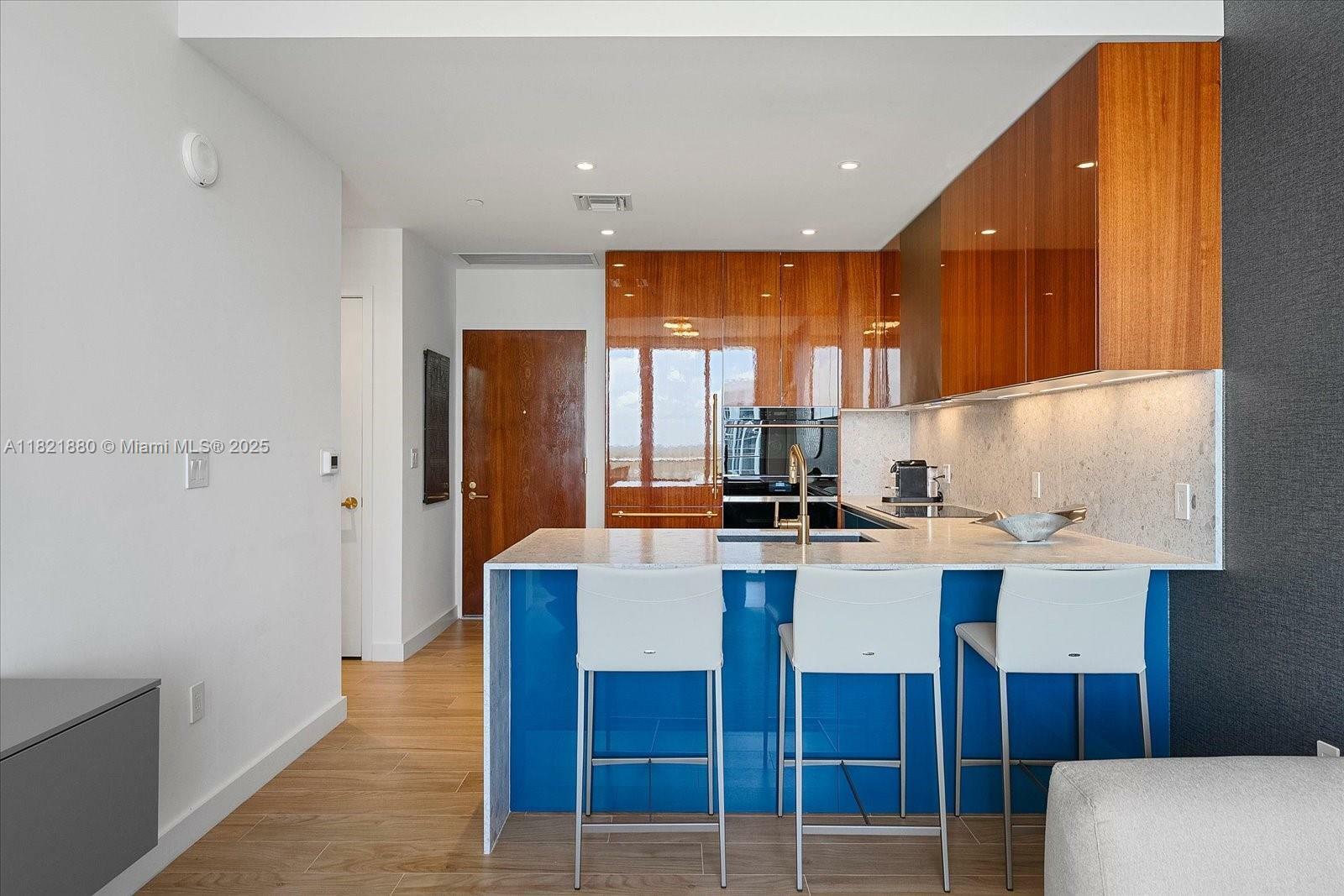 Property Photo: 2678 Tigertail Ave 1703 FL 33133