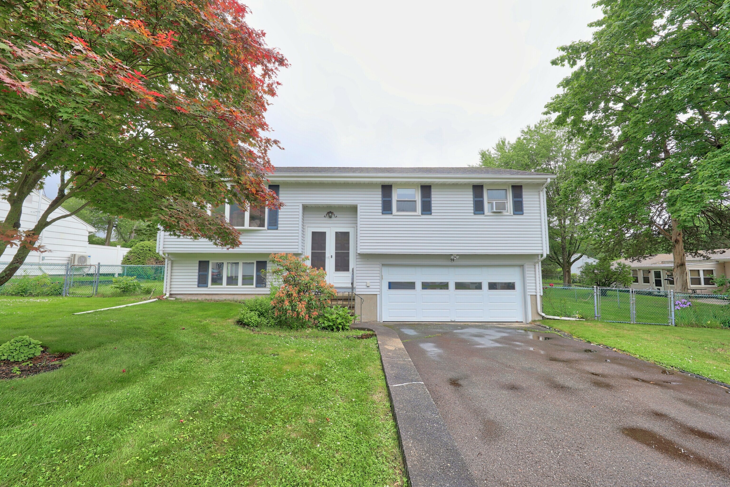 59 Litchfield Lane  Bristol CT 06010 photo