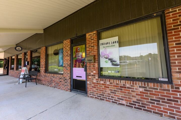 565 Washington Avenue 4  North Haven CT 06473 photo