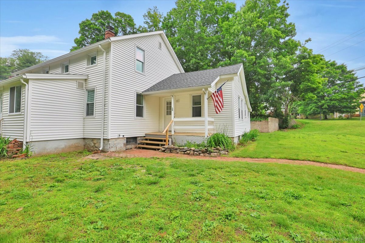 Property Photo: 5 Brook Street B CT 06057