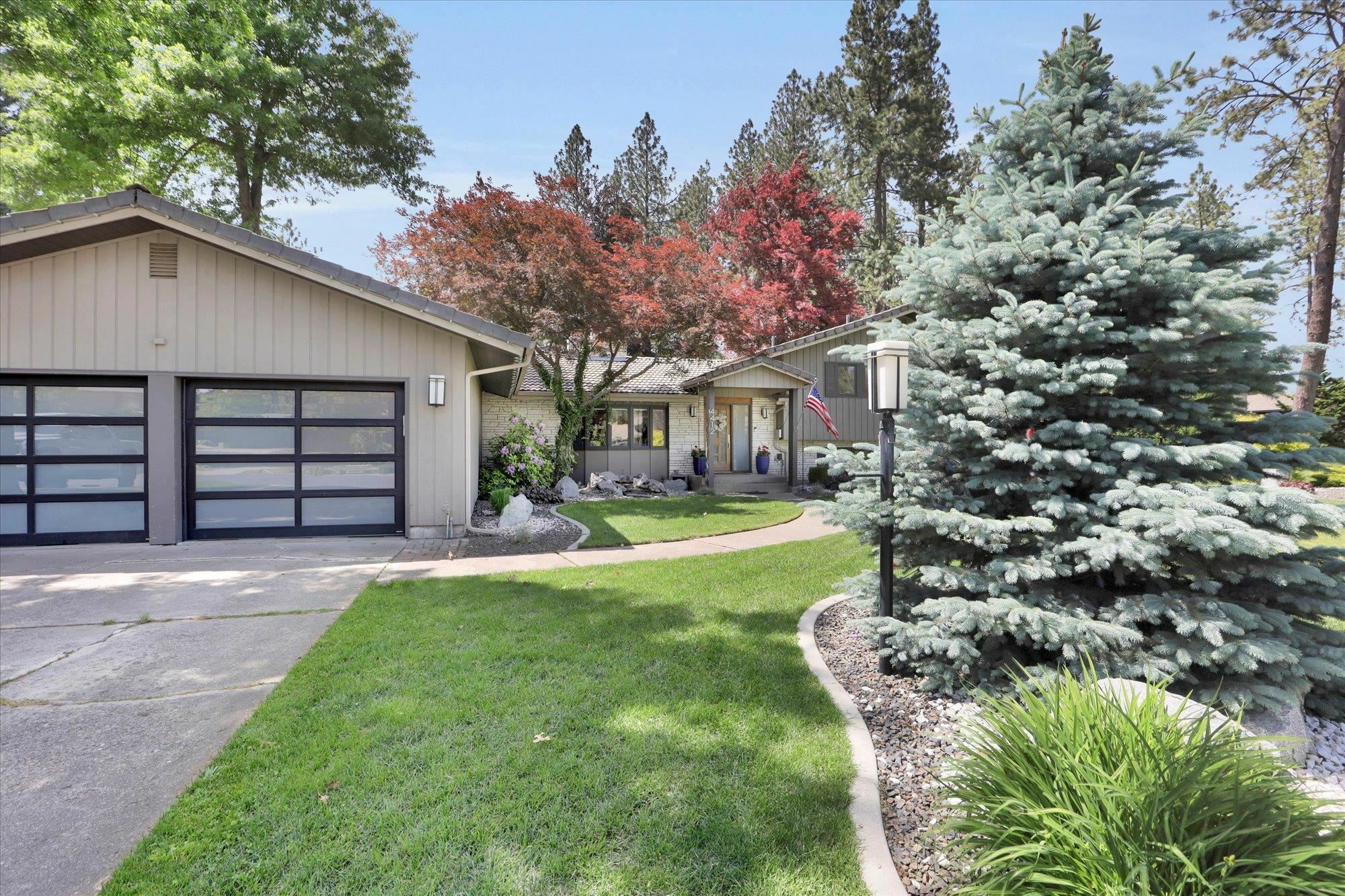 Property Photo: 4412 S Magnolia St WA 99223
