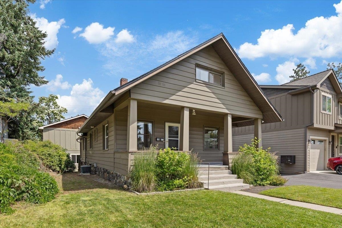 Property Photo: 1011 E 30th Ave WA 99203