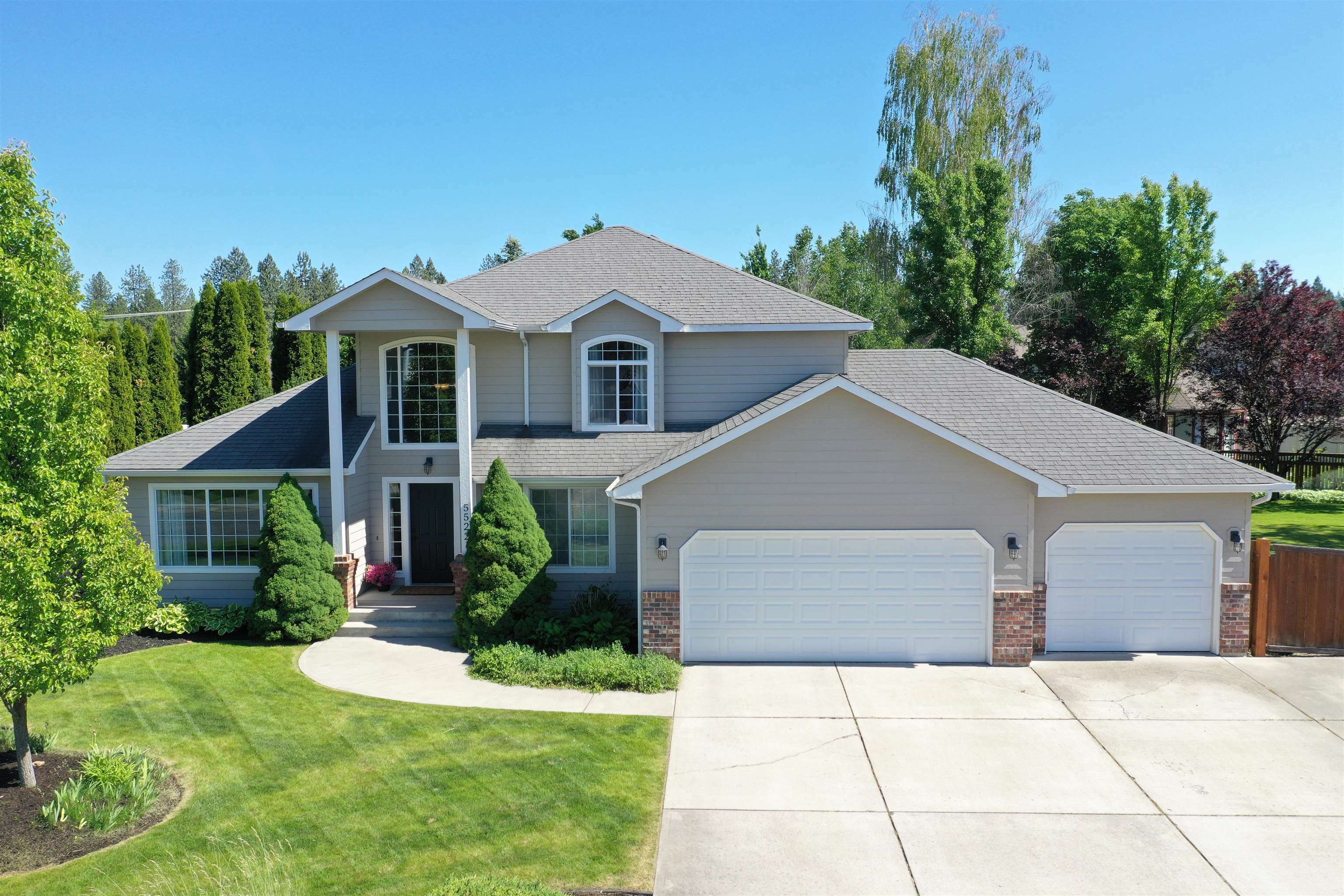 Property Photo: 5522 E Cargill Ln WA 99005
