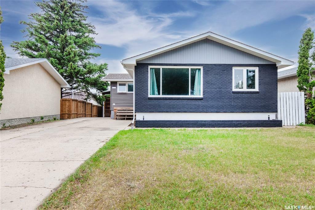 1314 Grandview Street W  Moose Jaw SK S6H 6H8 photo