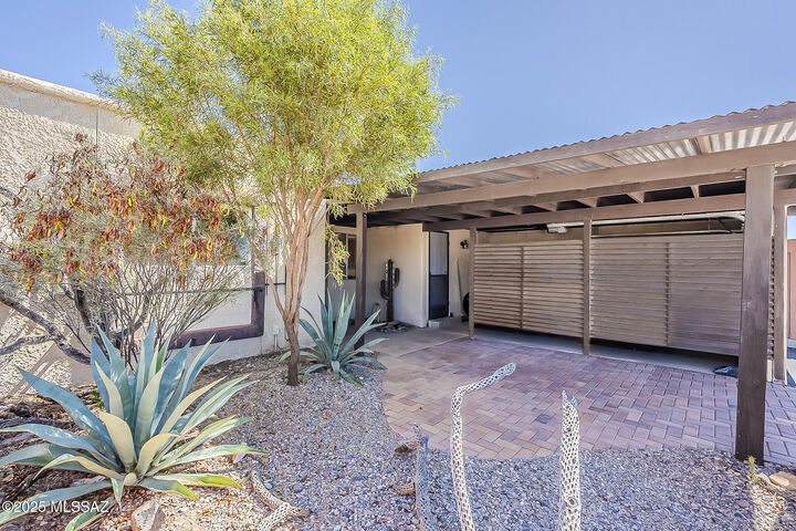 Property Photo: 434 W San Ignacio AZ 85614