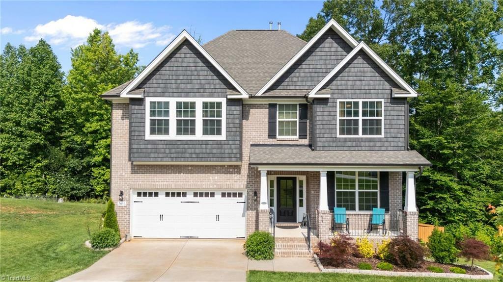 Property Photo: 7615 Mary Ellen Court NC 27409