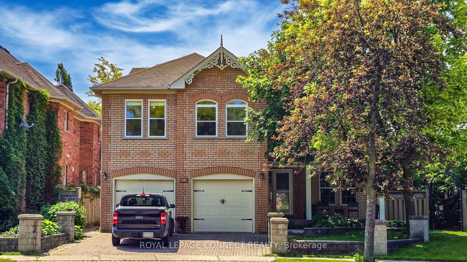 Property Photo:  68 McBeth Place N  ON L1M 1E8 