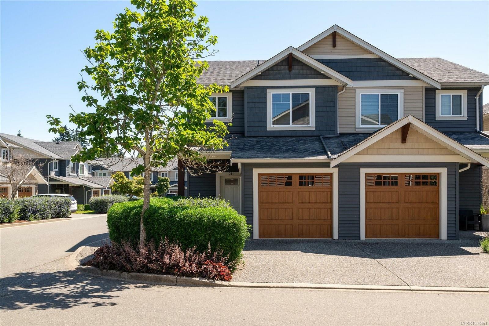 Property Photo: 1720 Dufferin Cres 211 BC V9S 0B9