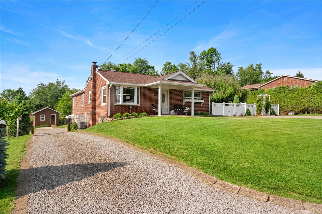 Property Photo:  110 Jacqueline Dr  PA 15065 