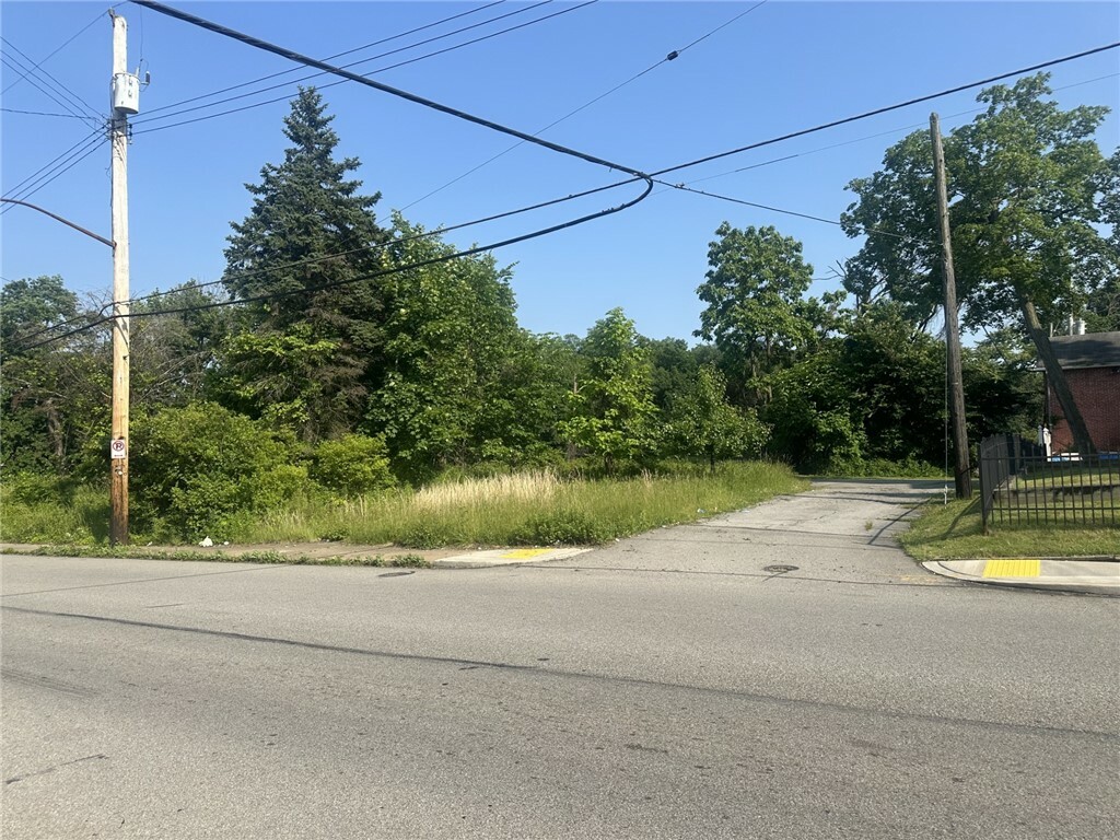 Property Photo: 616 Lincoln Ave PA 15206