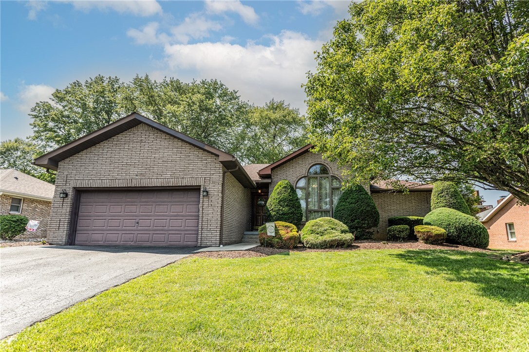 Property Photo:  406 Dove Dr.  PA 15401 