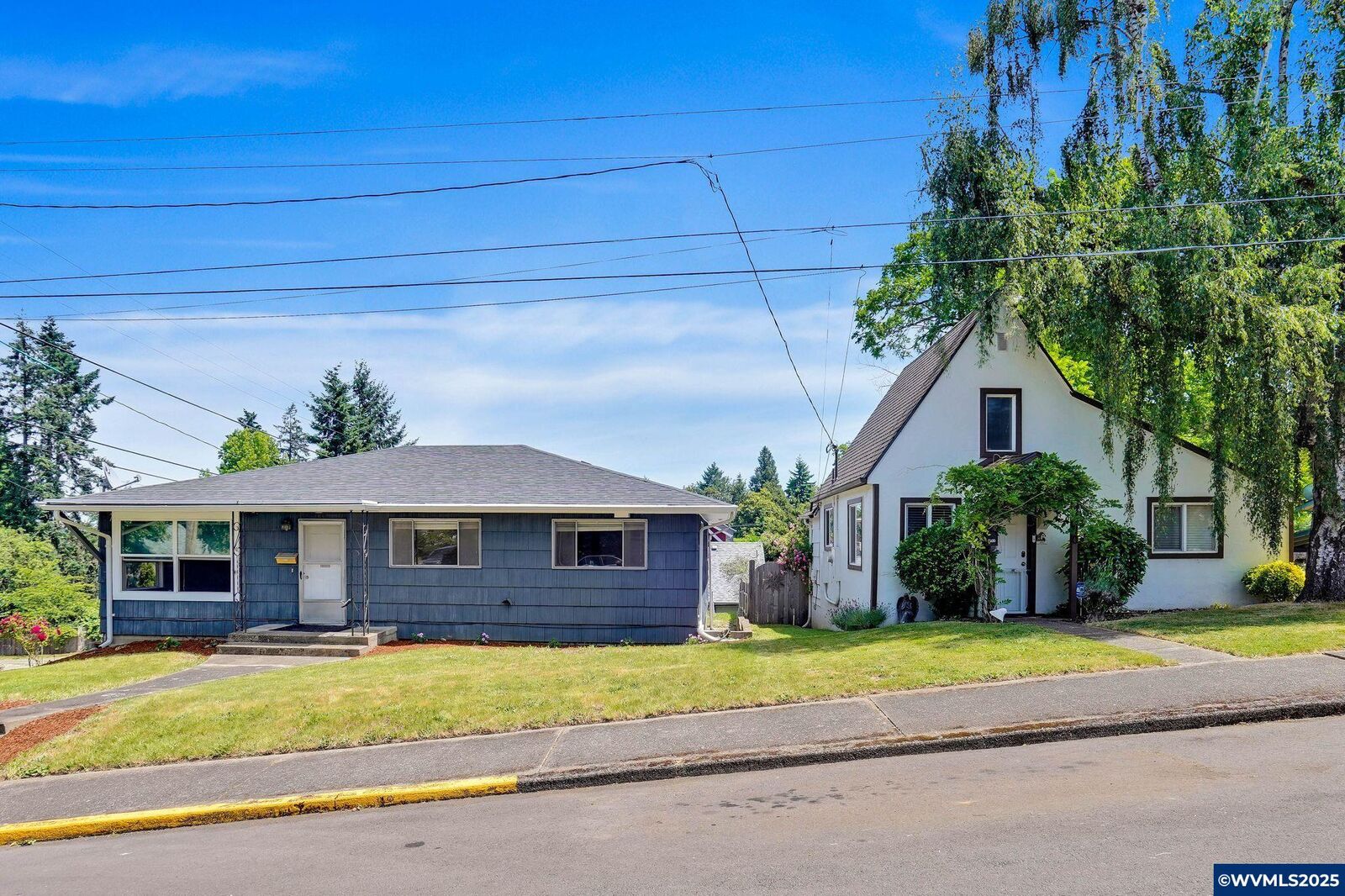 Property Photo: 2210 Winter St SE OR 97302