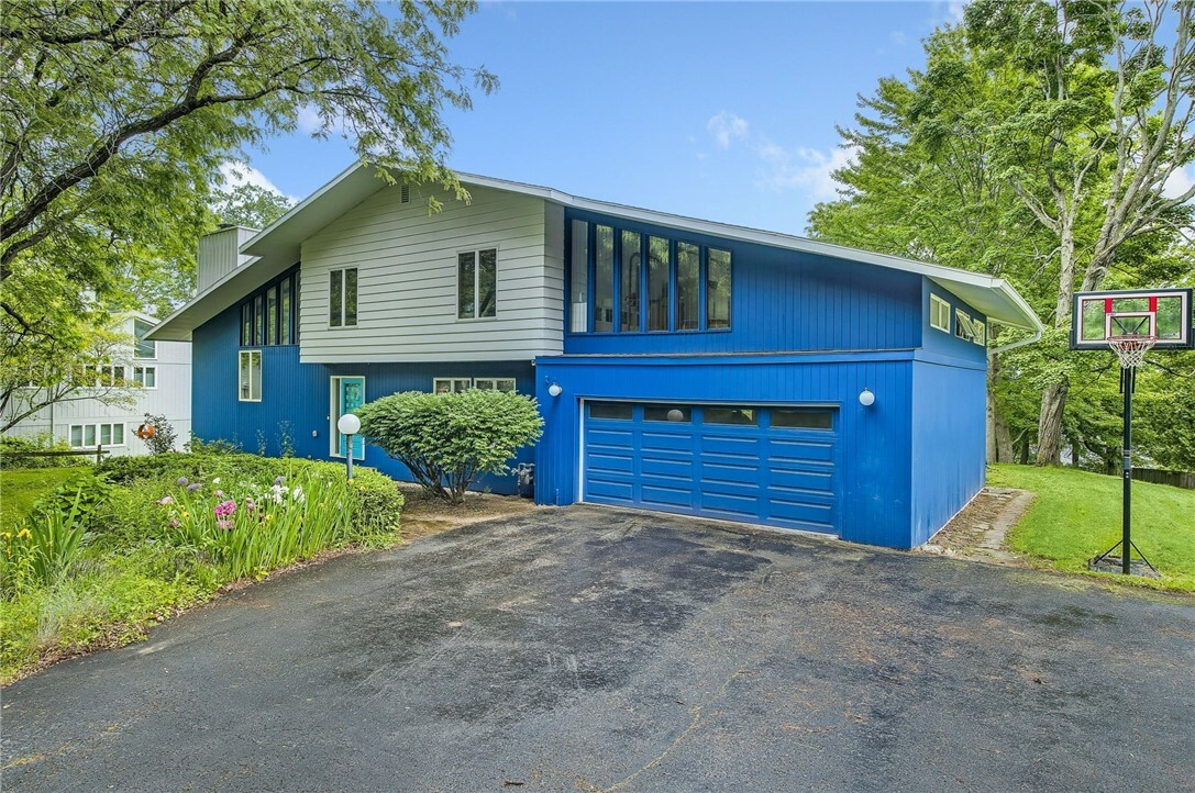 Property Photo: 139 Oakwood Lane NY 14850