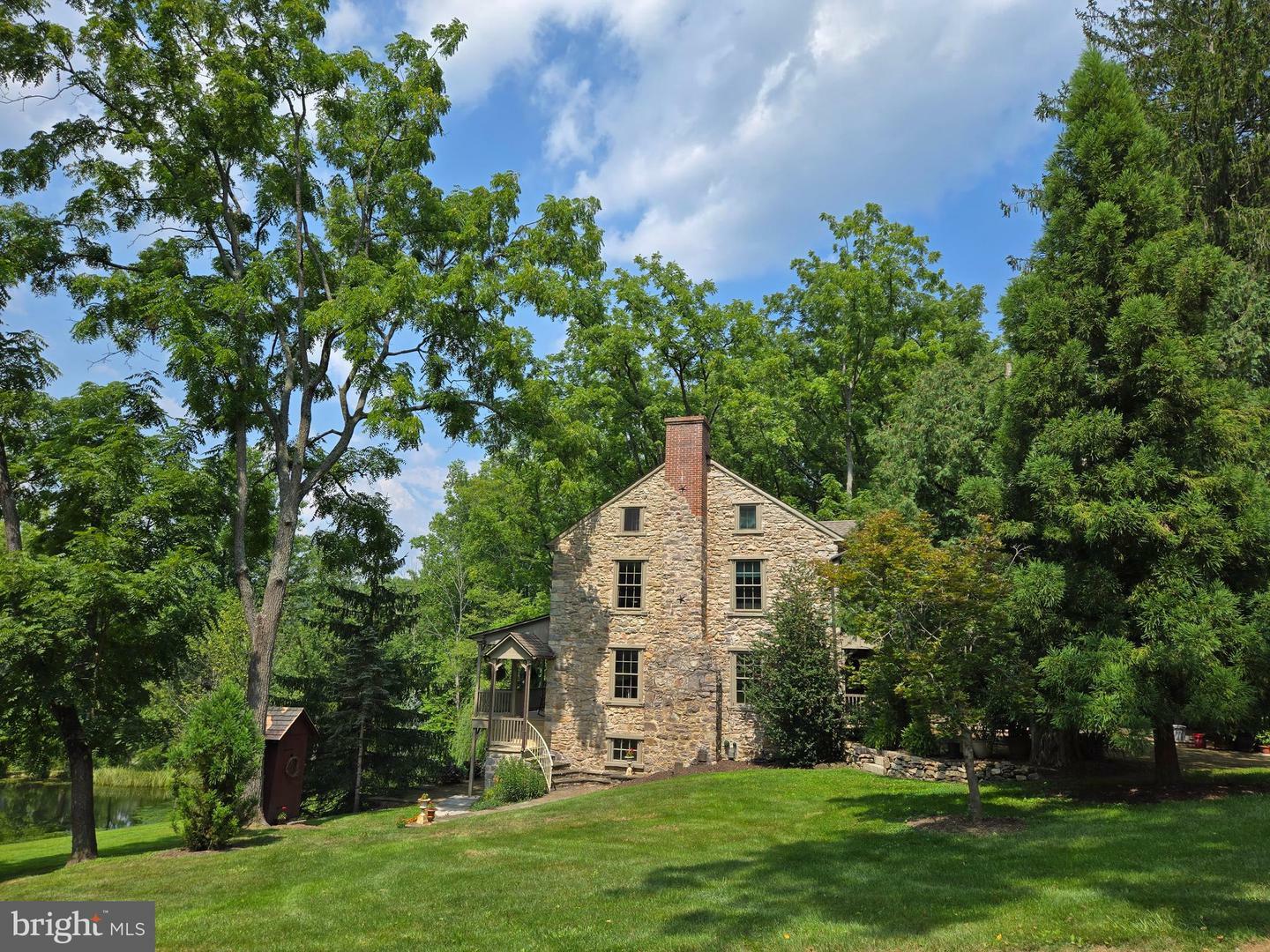 Property Photo: 139 Mine Road PA 19547