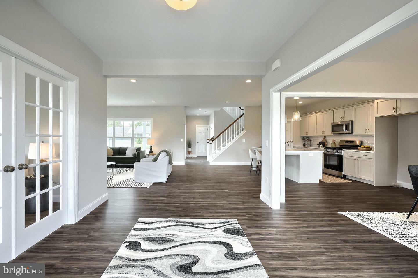 Property Photo:  501 Estate Drive  PA 17055 