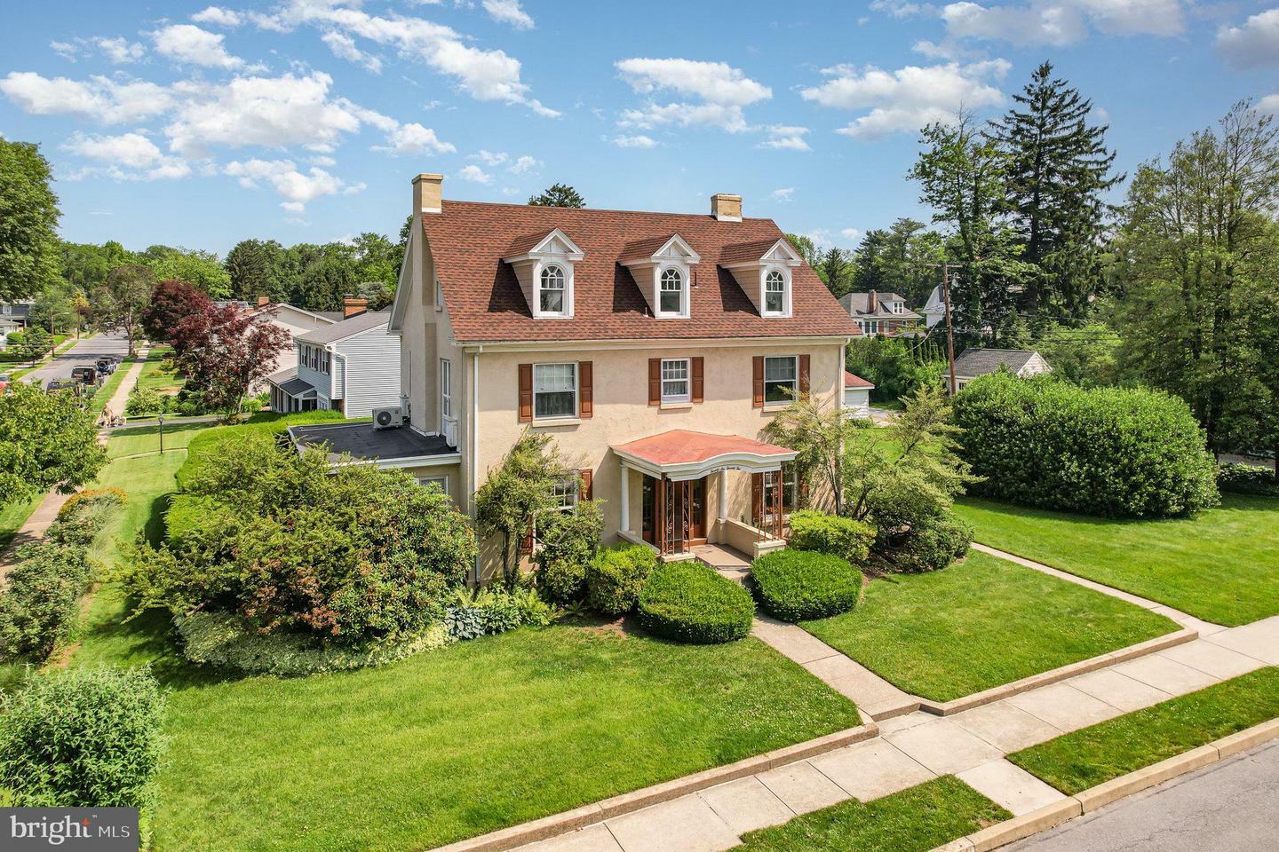 Property Photo: 2622 Walnut Street PA 17011
