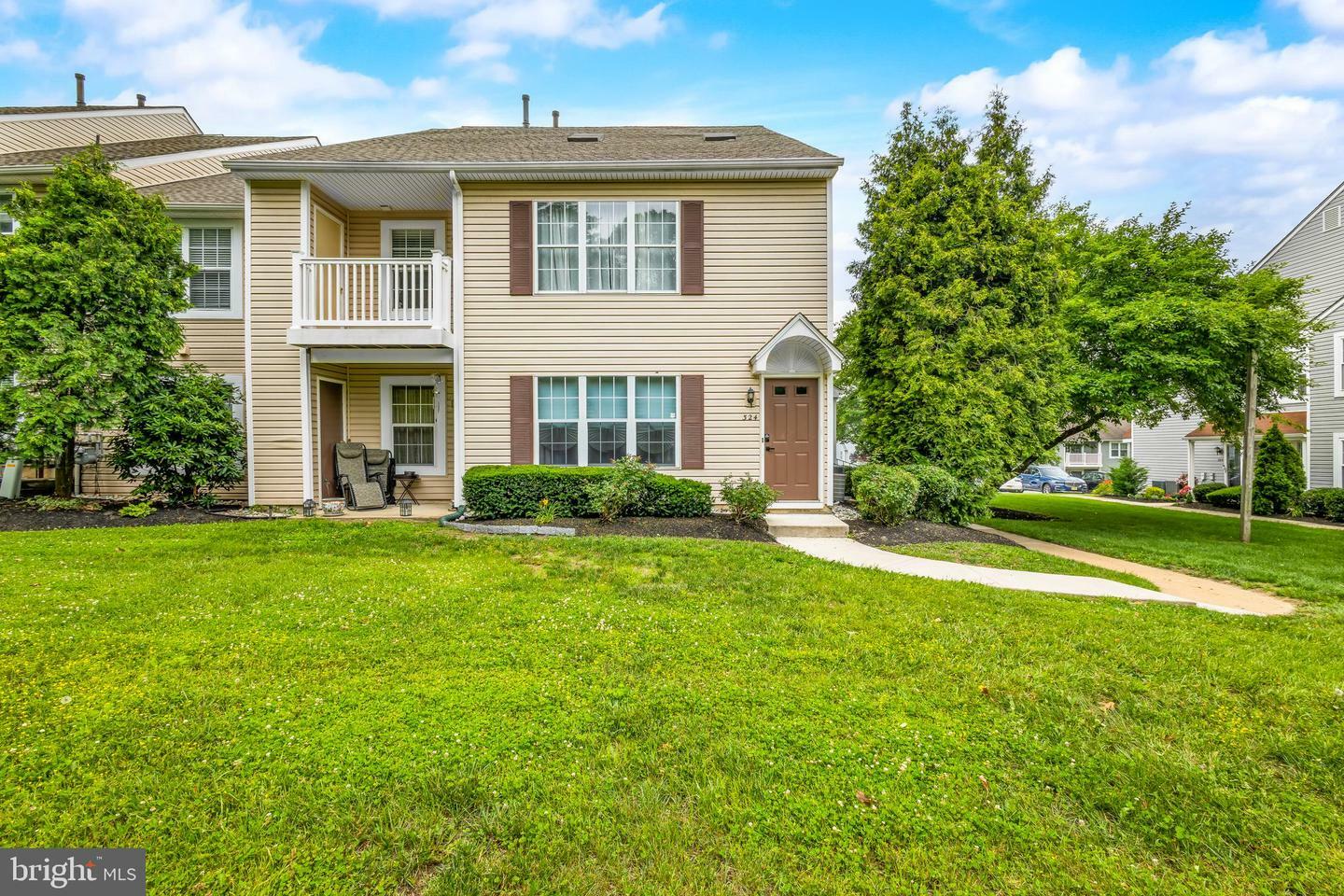 324 Surrey Court  Sewell NJ 08080 photo