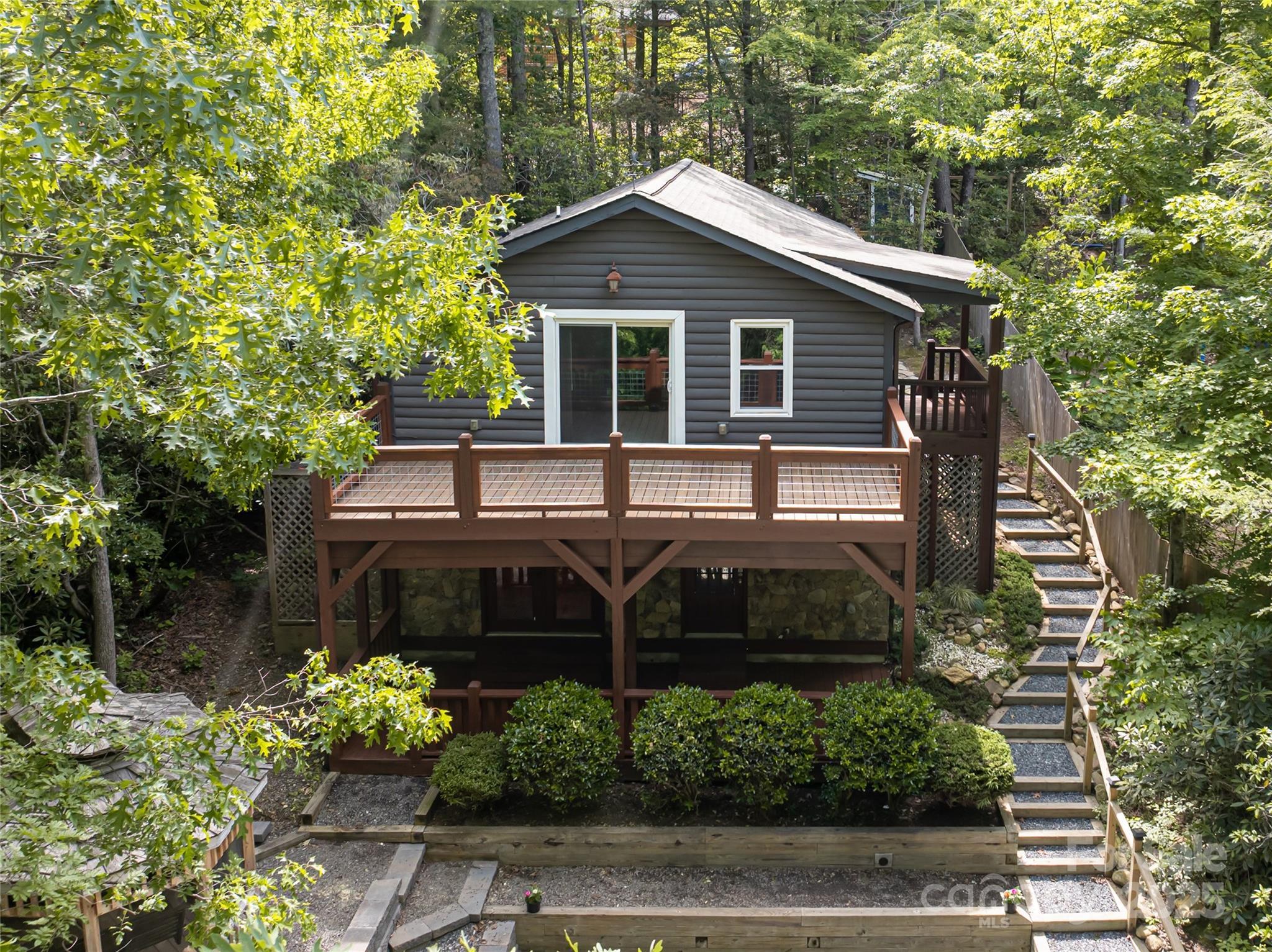 Property Photo: 153 Buckner Road NC 28711