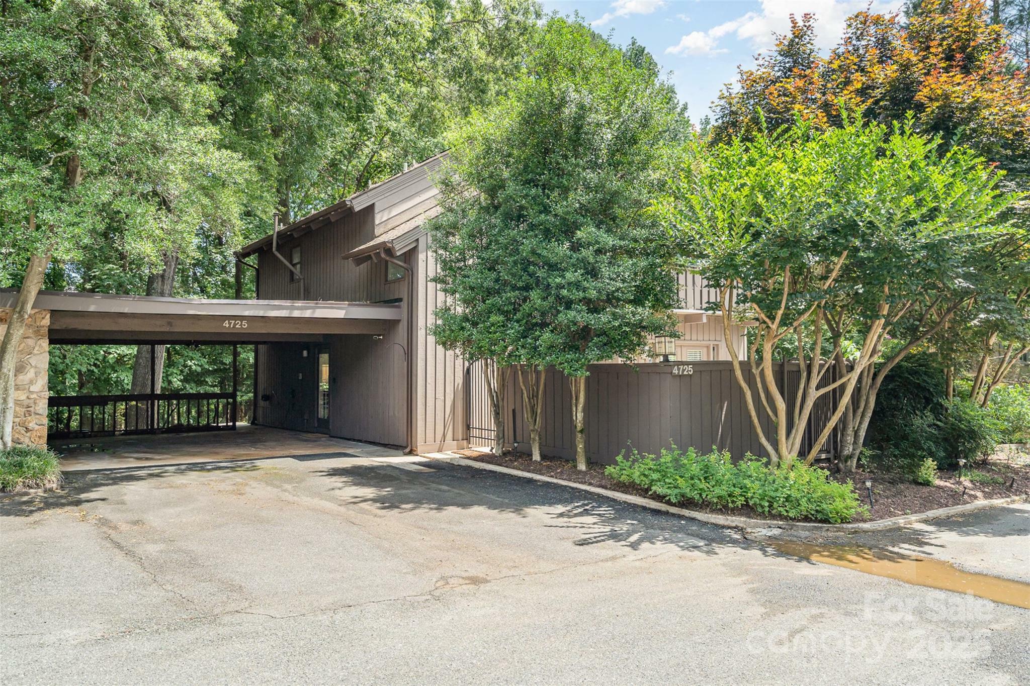 Property Photo: 4725 Rounding Run Road NC 28277