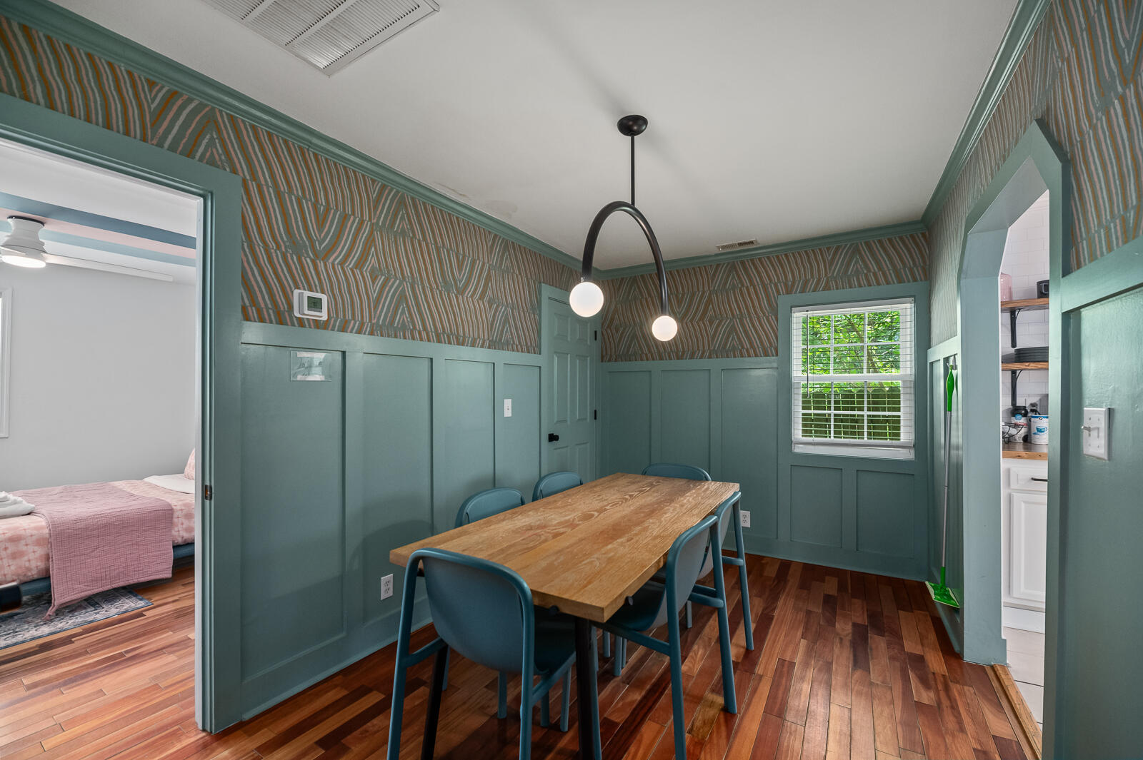 Property Photo:  1940 Orangeburg Street  SC 29405 