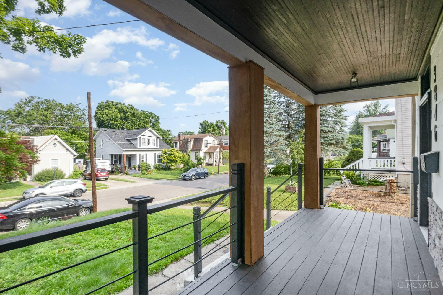 Property Photo: 3846 Davis Avenue OH 45211