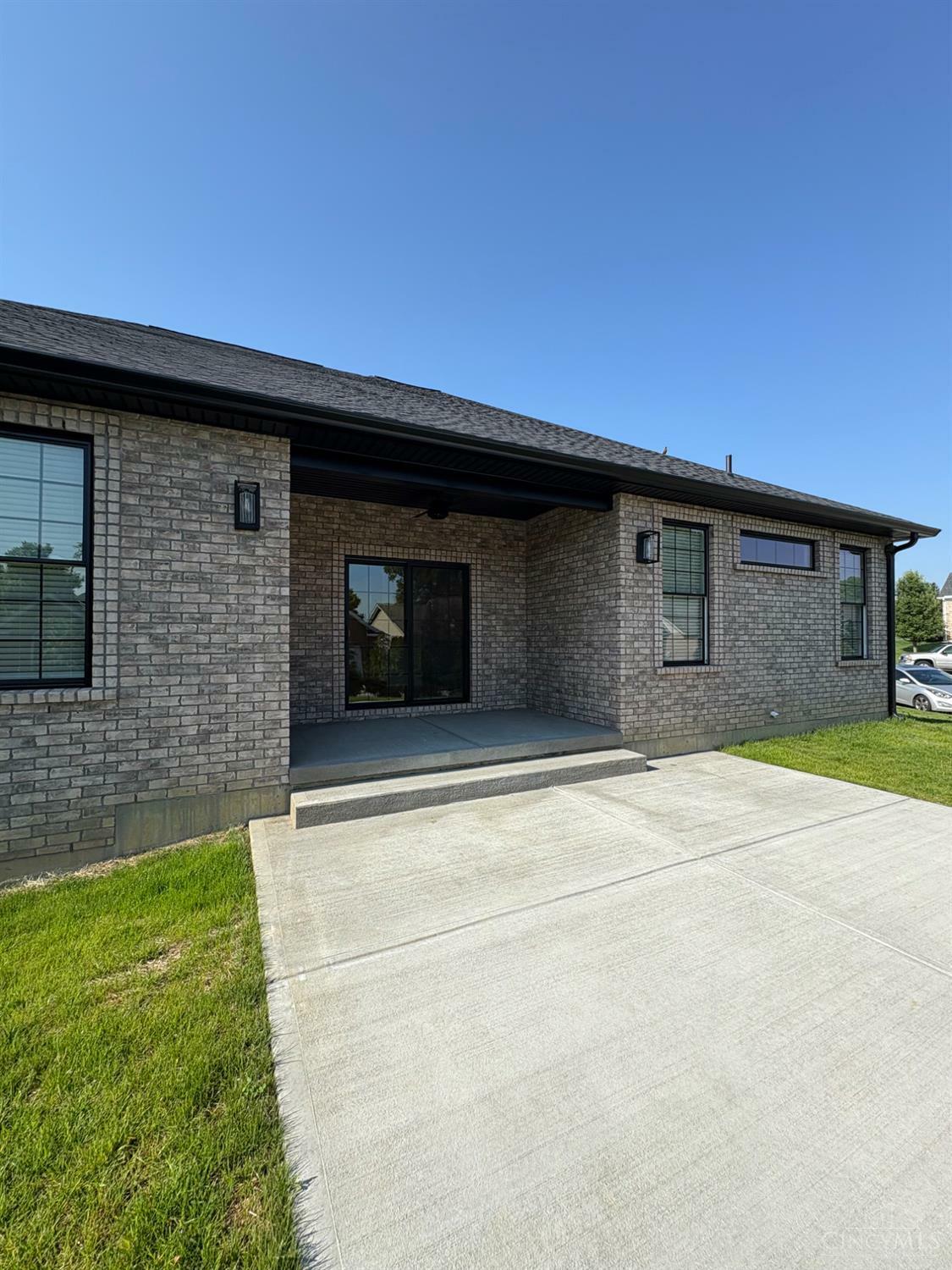 Property Photo: 3080 Shoreacres Court OH 45011