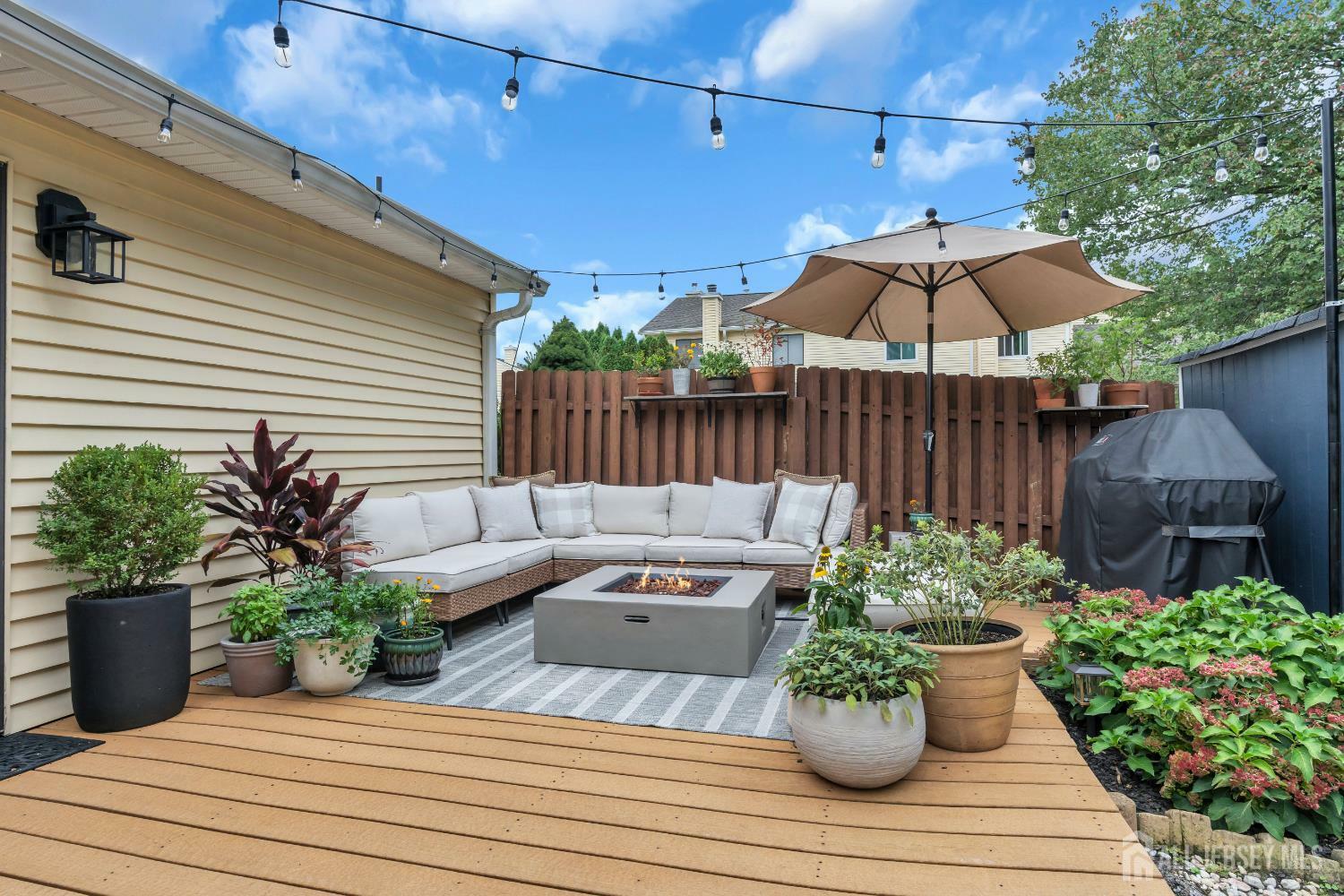 Property Photo:  45 Victory Court  NJ 08857 
