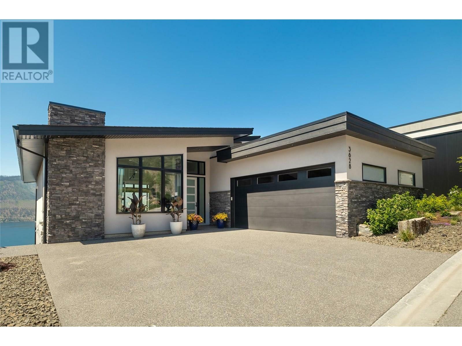 Property Photo: 3628 Sagehill Court BC V1V 3G2
