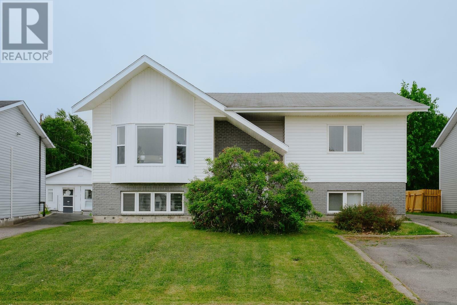 47 Corrigan Street  Gander NL A1V 2N4 photo