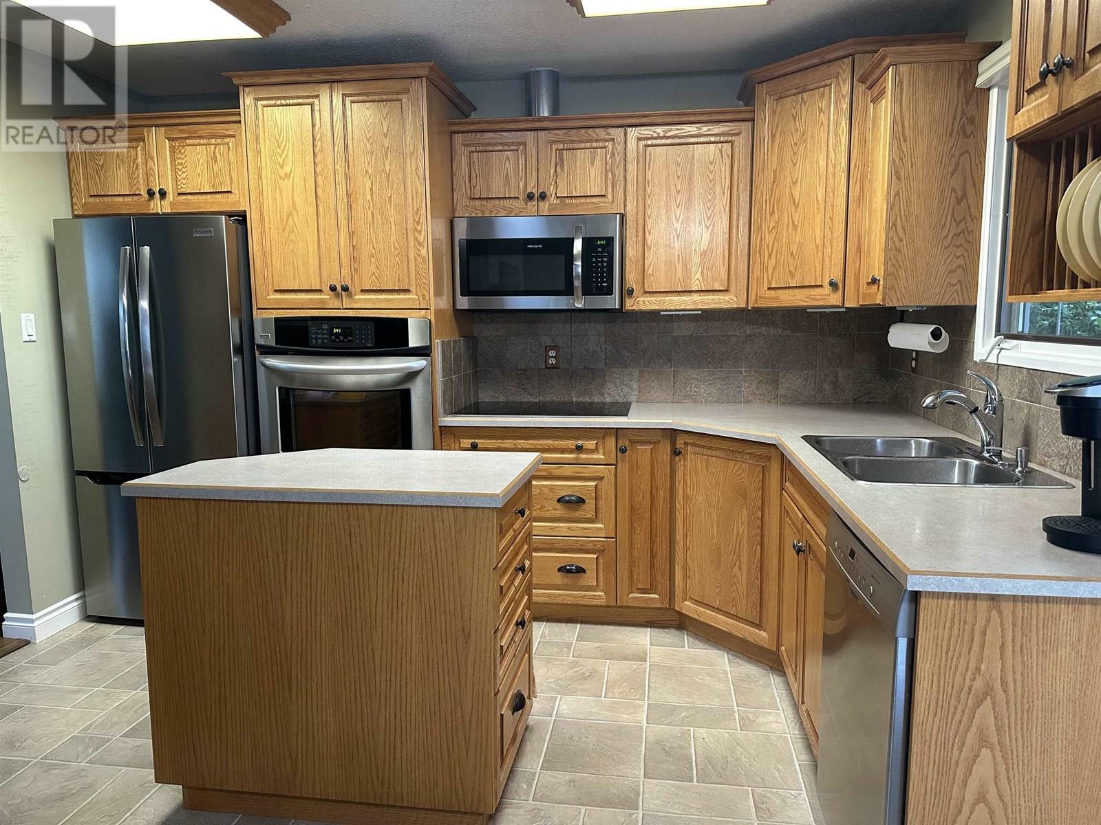 Property Photo:  9507 103 Avenue  BC V1J 2G7 