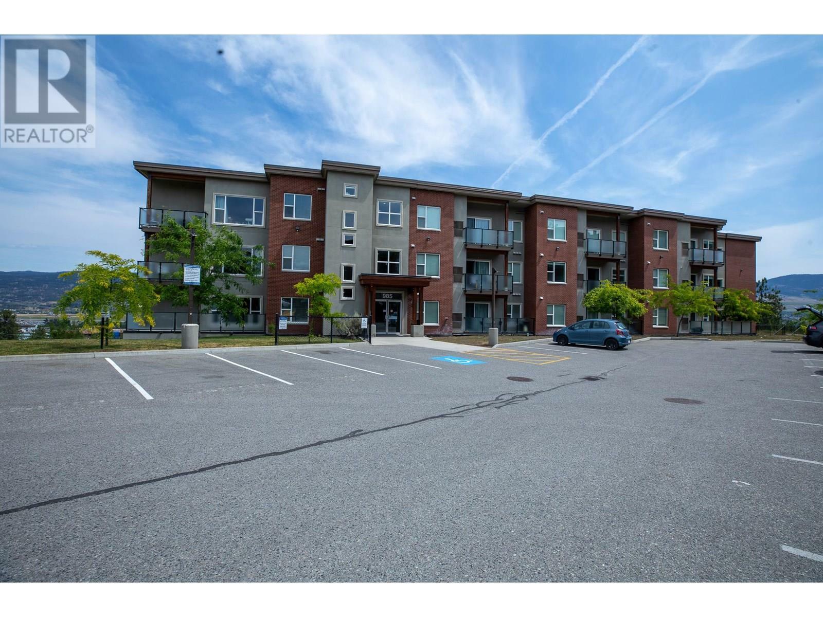 Property Photo: 985 Academy Way 307 BC V1V 3C8