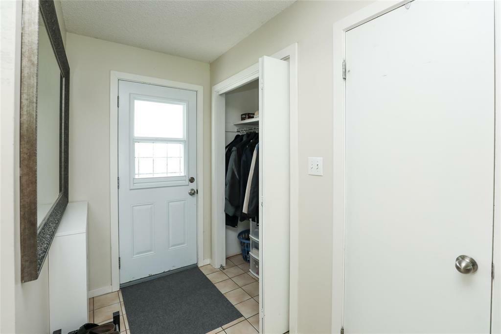 Property Photo: 125 Autumnwood Drive MB R5G 2C3