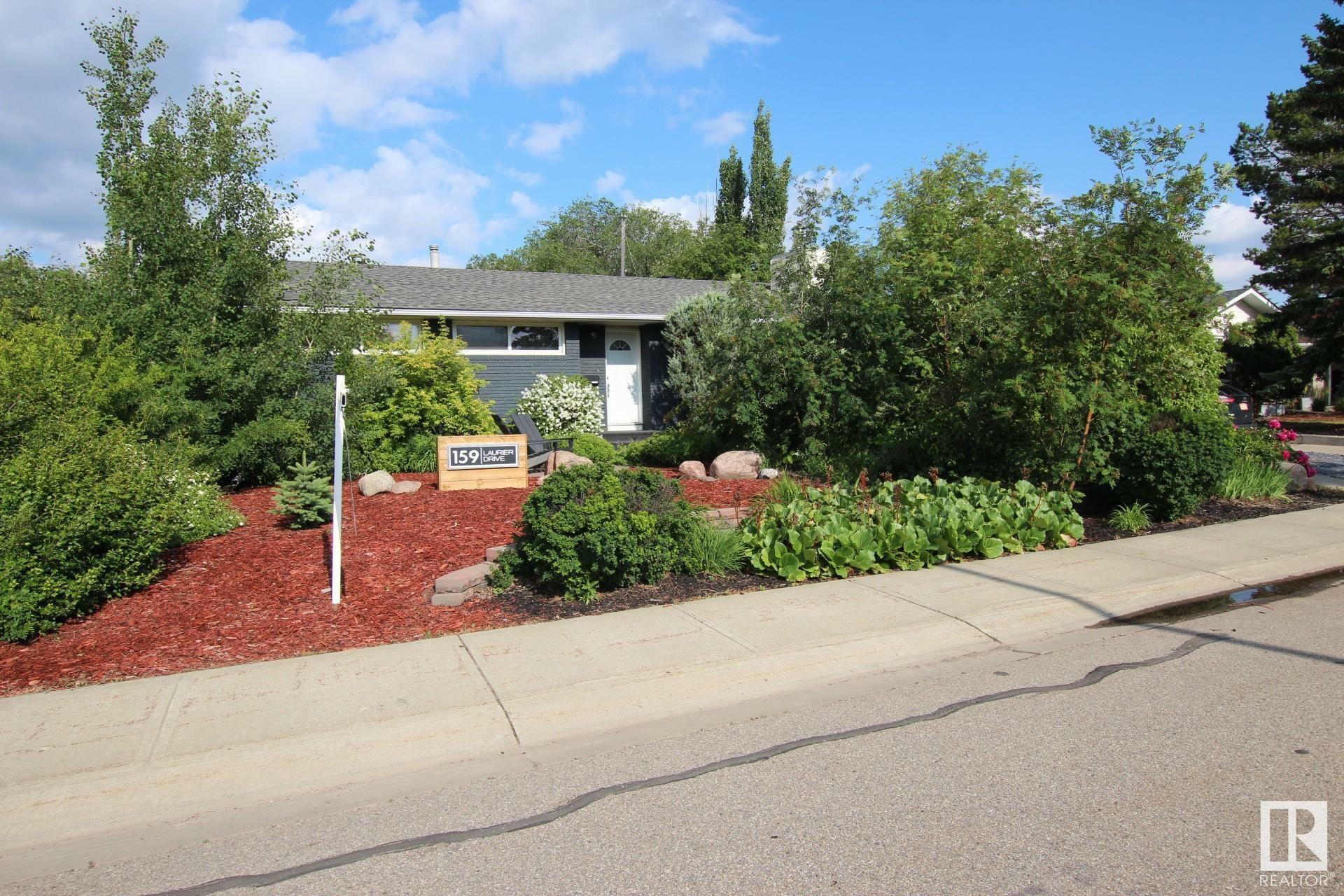 159 Laurier Drive NW  Edmonton AB T5R 5P9 photo