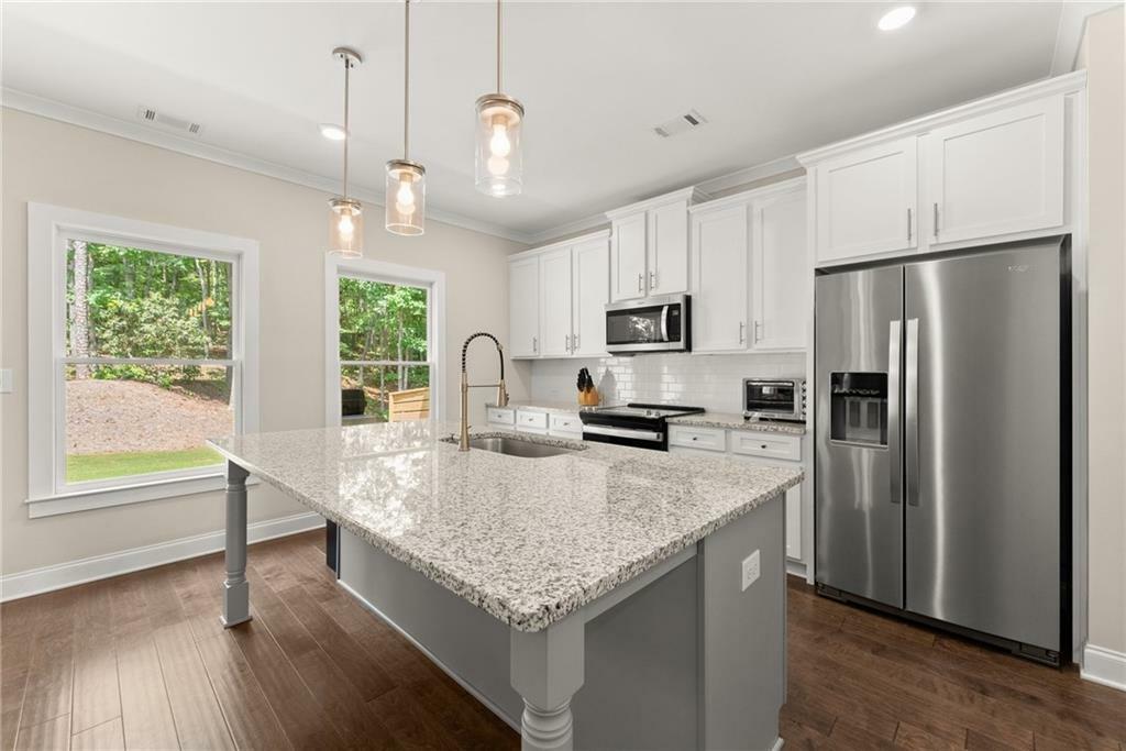 Property Photo:  382 Candler Lane  GA 30534 