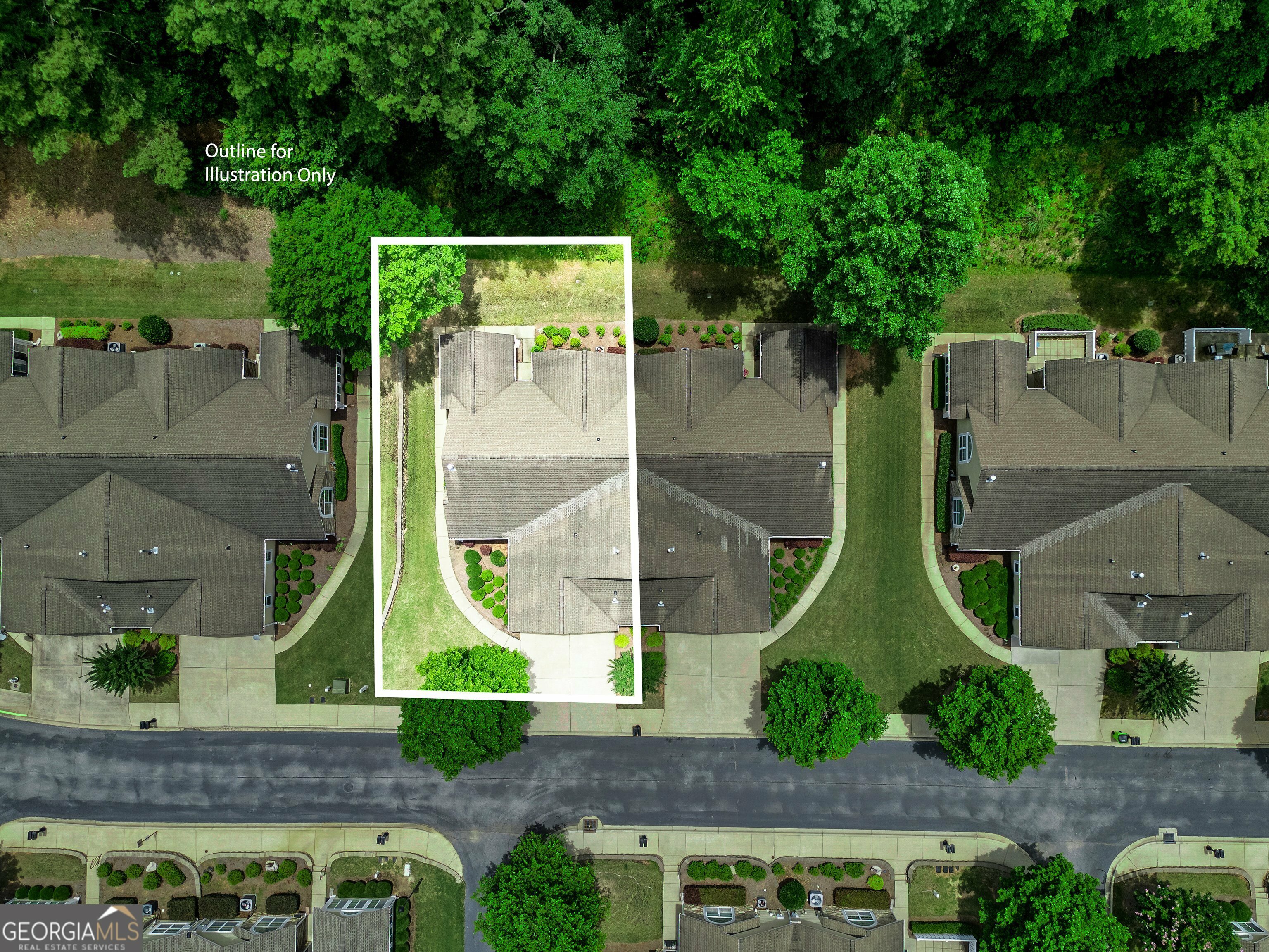 Property Photo: 140 Rehobeth Way GA 30214
