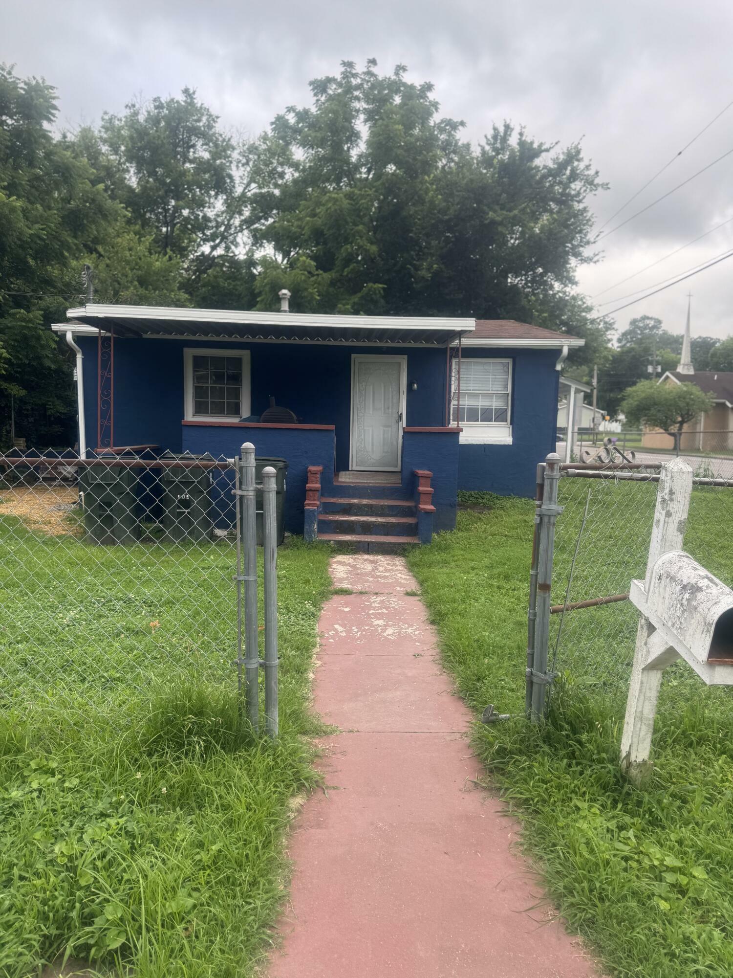 Property Photo:  1900 Garfield Street  TN 37404 